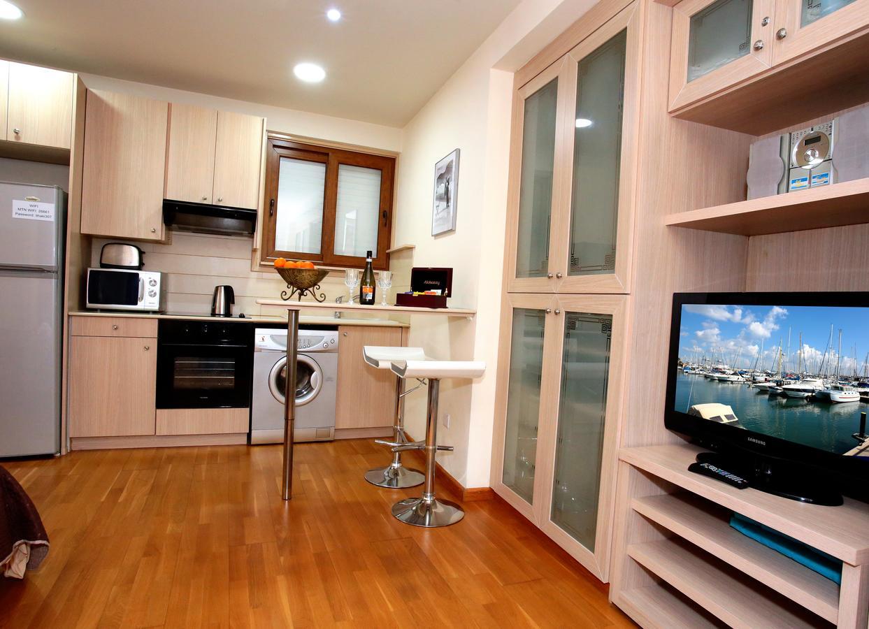 Ithaki Phinikoudes Apartment 307 拉纳卡 外观 照片