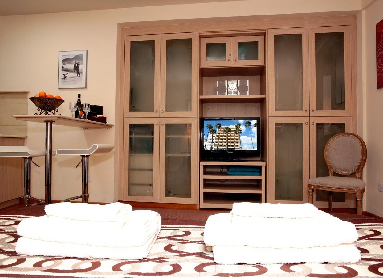 Ithaki Phinikoudes Apartment 307 拉纳卡 外观 照片